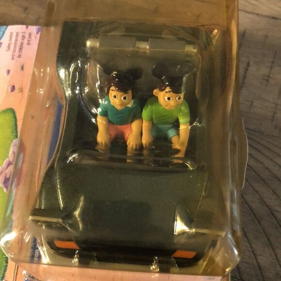 Disney’s Autopia Chevron Ltd Ed 2000 Pull Back Car with Mouseketeers Driving. - Picture 16 of 17